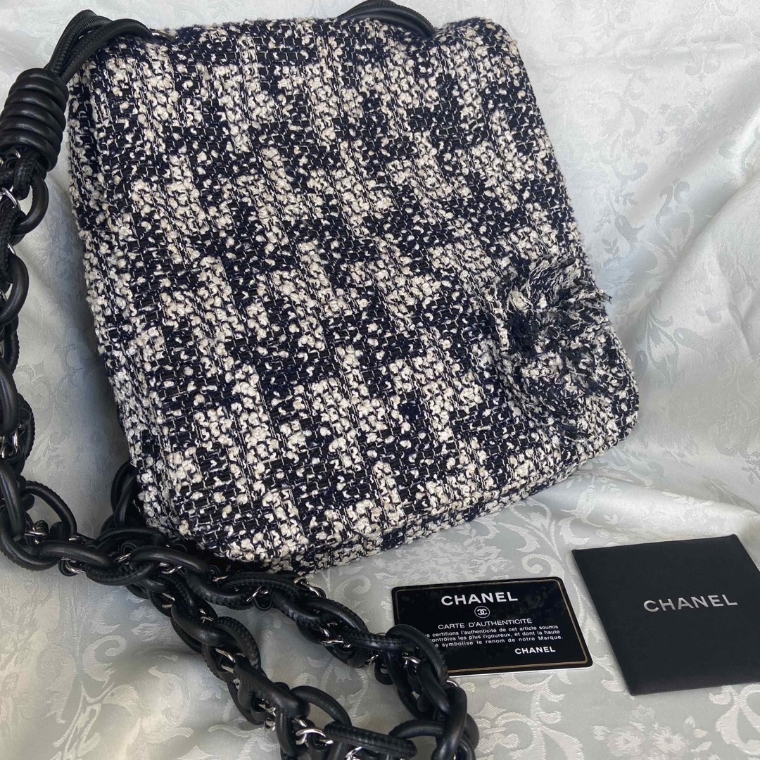 シャネル　CHANEL カメリア　ツイード　チェーン　ショルダー　バッグ　黒