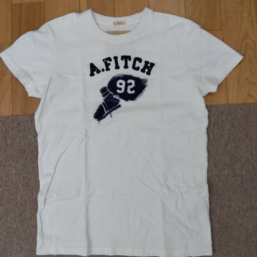 Abercrombie&Fitch(アバクロンビーアンドフィッチ)のTシャツ　Abercrombie&Fitch 古着ホワイト メンズのトップス(Tシャツ/カットソー(半袖/袖なし))の商品写真