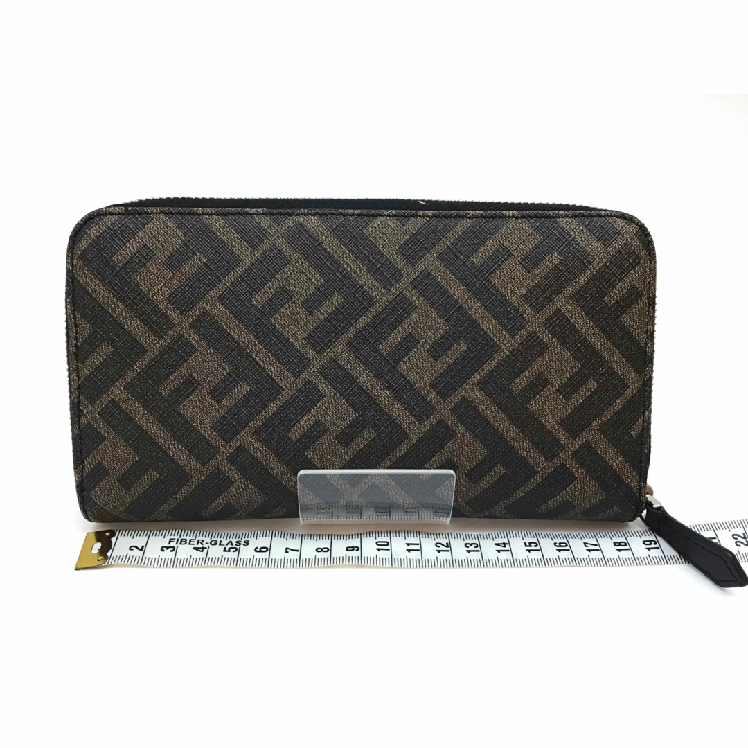FENDI フェンディ ジップアラウンドウォレット 7M0210 - 長財布