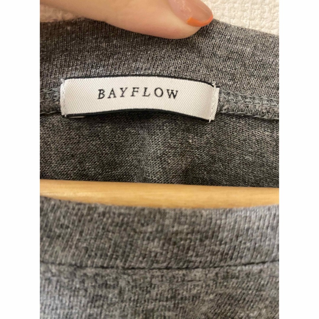 BAYFLOW(ベイフロー)の【送料込】tシャツ レディースのトップス(Tシャツ(半袖/袖なし))の商品写真