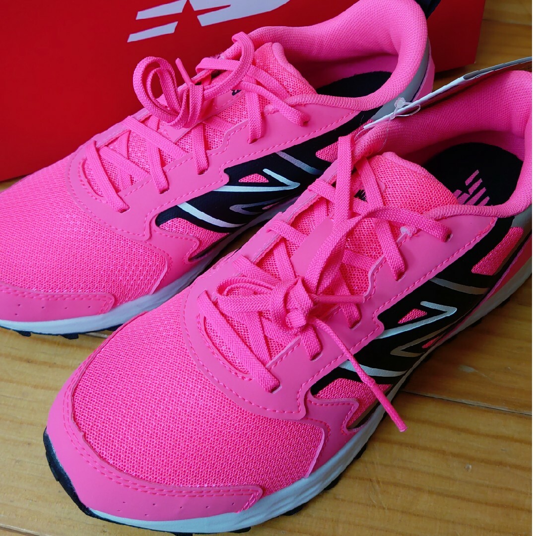 New Balance(ニューバランス)の新品☆ニューバランス　ジュニアシューズ キッズ/ベビー/マタニティのキッズ靴/シューズ(15cm~)(スニーカー)の商品写真