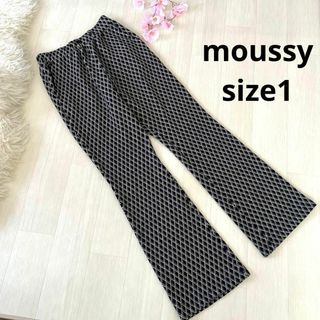 マウジー(moussy)のmoussy マウジー　ニット総柄パンツ　size 1(カジュアルパンツ)