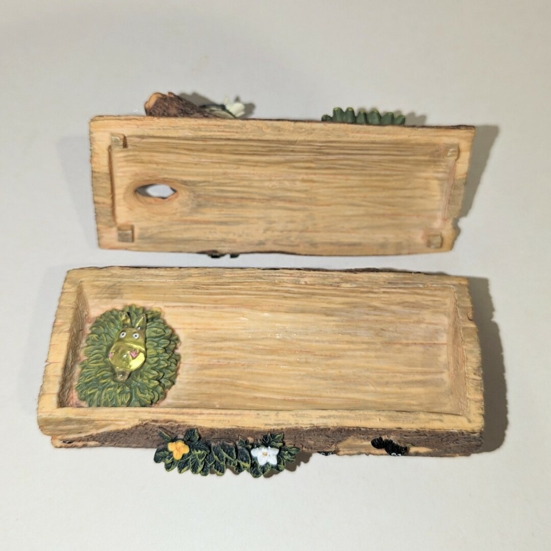 ジブリ(ジブリ)のちゃんちゃん様専用 となりのトトロ 小物入れ お花のラッパ エンタメ/ホビーのおもちゃ/ぬいぐるみ(キャラクターグッズ)の商品写真