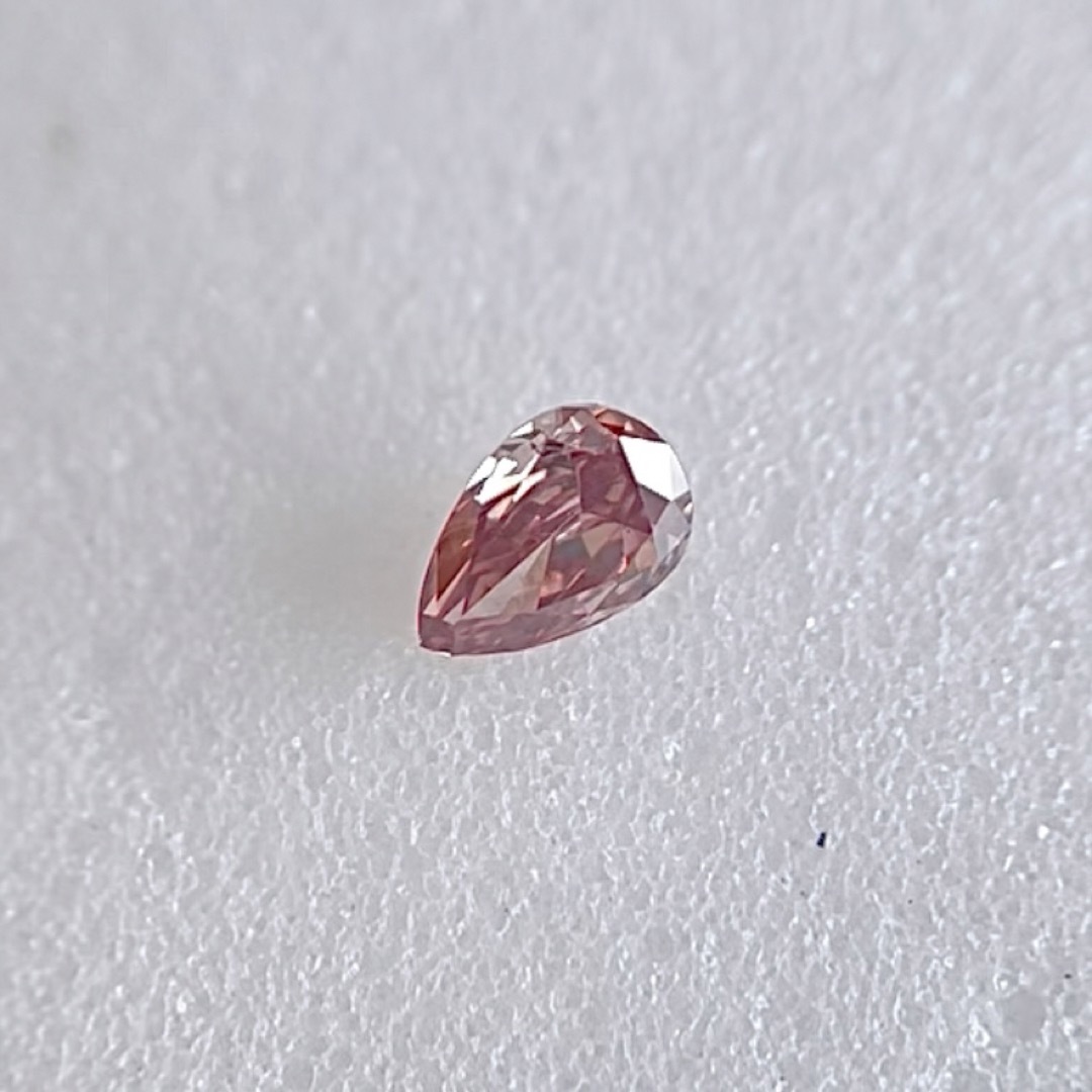 0.045ct SI-1 天然ピンクダイヤモンドFANCY DEEP PINK