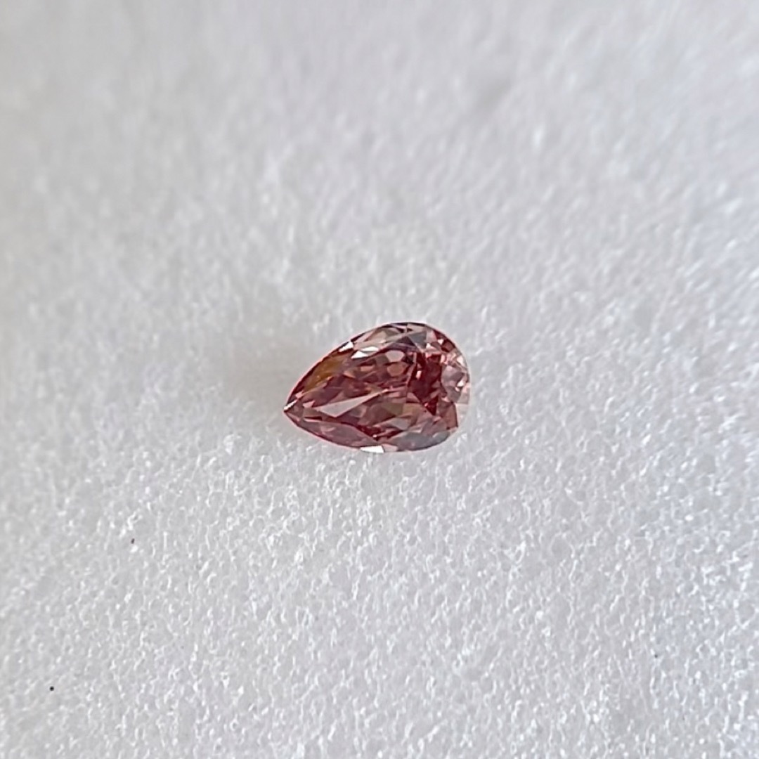 0.045ct SI-1 天然ピンクダイヤモンドFANCY DEEP PINK