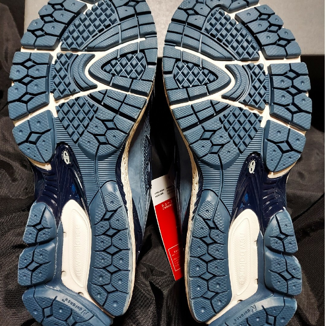new balance 新作完売品 M1906RDNスニーカー♡ユニセックス♡