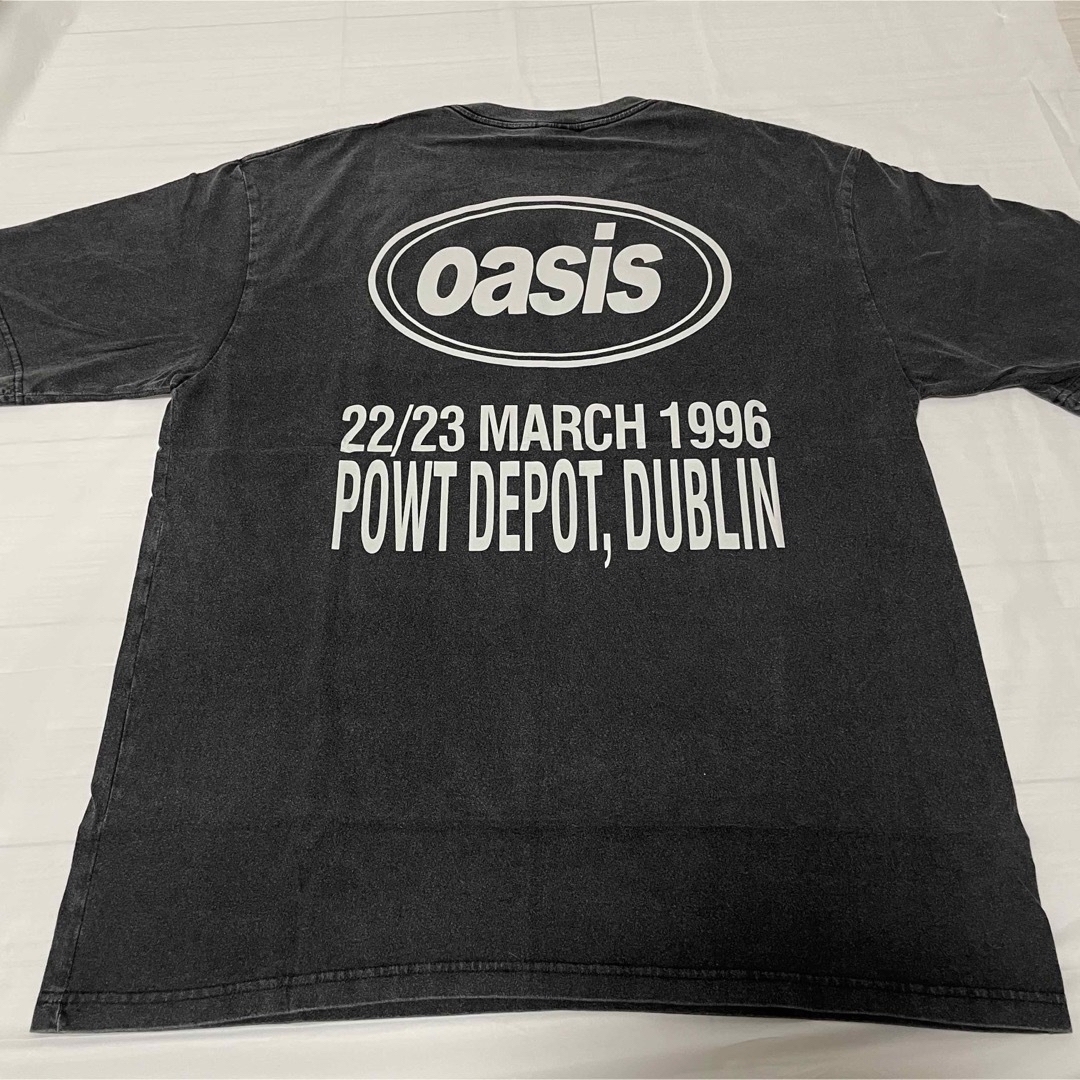 【新品】oasis オアシス　ヴィンテージ加工　Tシャツ　L メンズのトップス(Tシャツ/カットソー(半袖/袖なし))の商品写真