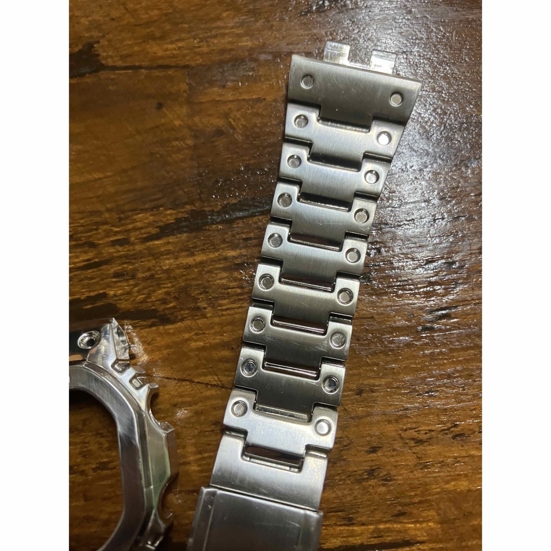 G-SHOCK(ジーショック)のCASIO G-SHOCK GMW-B5000D-1JF 純正ベゼルベゼル メンズの時計(金属ベルト)の商品写真