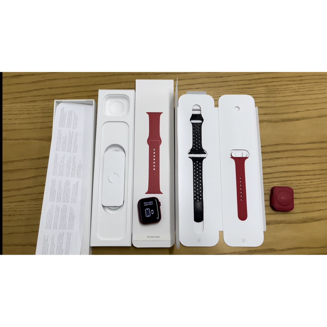 Apple Watch 7 45mm GPSモデルスマートウォッチカラーレッド