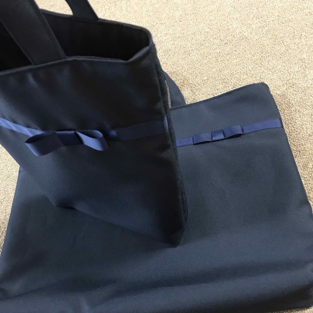 レッスンバッグ　上履き入れ　濃紺　お受験　女の子　セット ハンドメイドのキッズ/ベビー(バッグ/レッスンバッグ)の商品写真