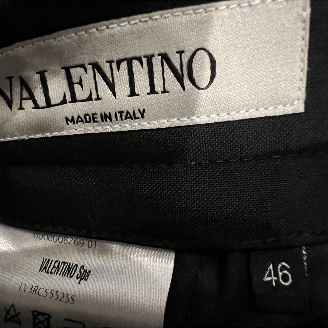 VALENTINO(ヴァレンティノ)のヴァレンティノ　VALENTINO スラックス　ウール100%　未使用 メンズのパンツ(スラックス)の商品写真