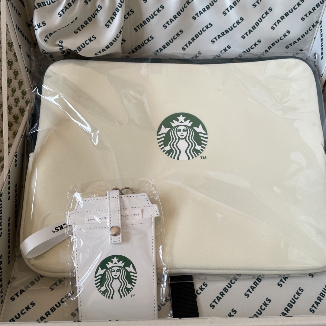 Starbucks(スターバックス)の値下げ　スターバックス　限定　トランクバッグ＆2023年　福袋　グッズ5点セット インテリア/住まい/日用品のキッチン/食器(タンブラー)の商品写真