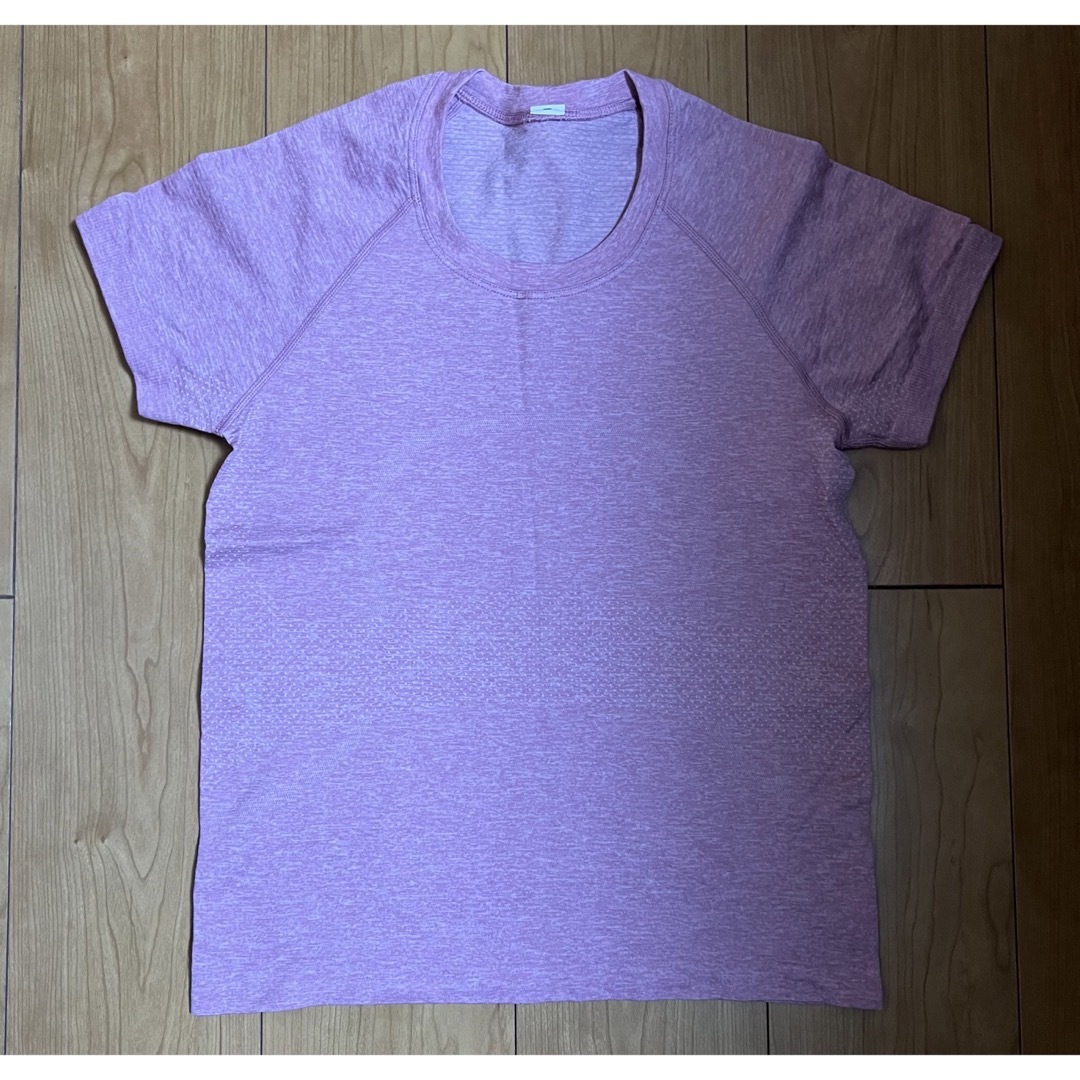 lululemon(ルルレモン)のルルレモン　lululemon Tシャツ　6  Short Sleeve ピンク レディースのトップス(Tシャツ(半袖/袖なし))の商品写真