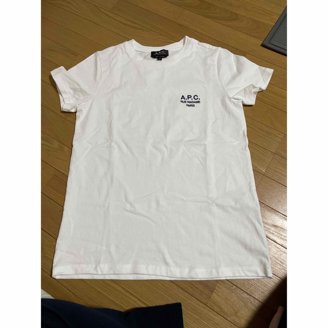 A.P.C(アーペーセー)のAPC Tシャツ　レディースMサイズ レディースのトップス(Tシャツ(半袖/袖なし))の商品写真