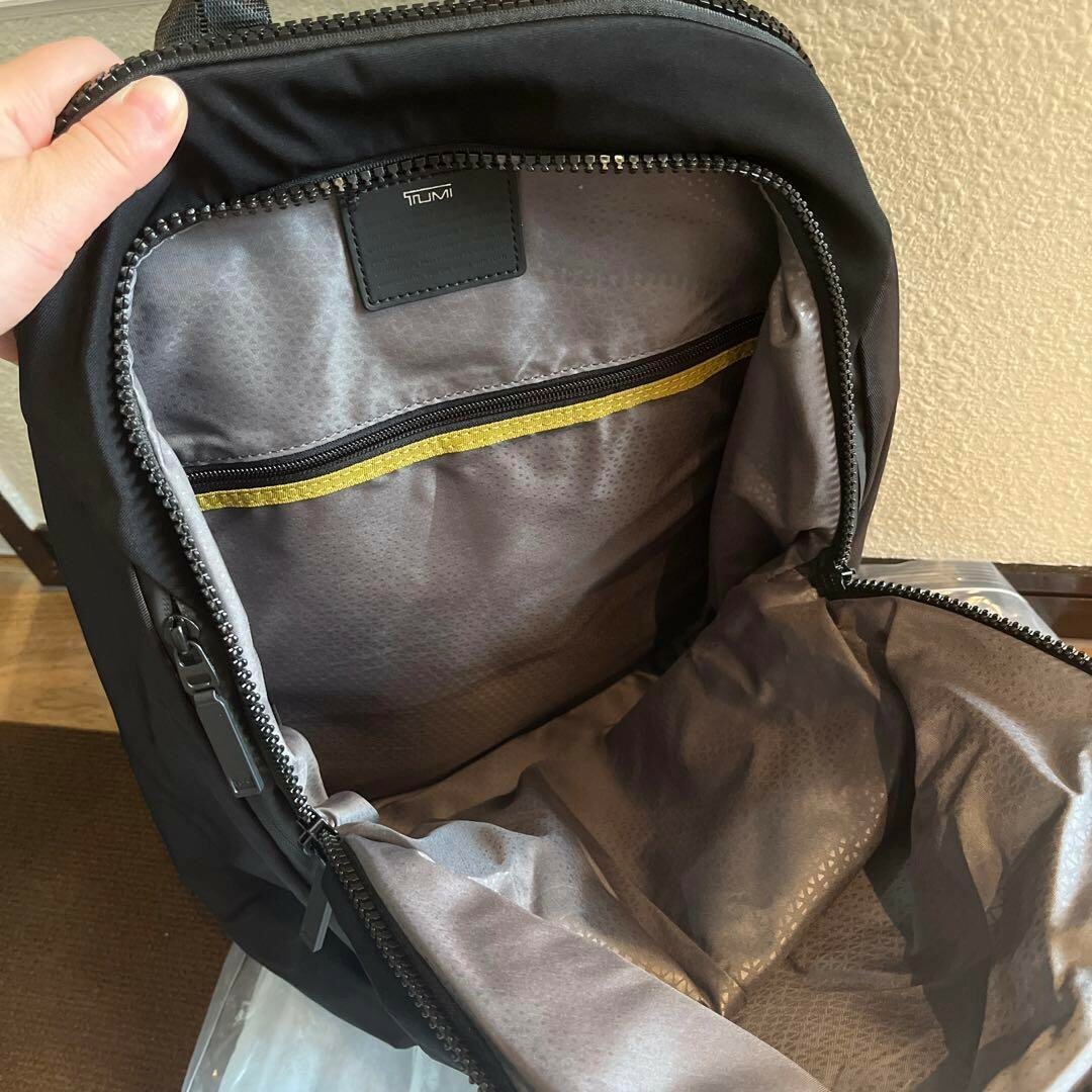 TUMI - 【未使用】TUMI TAHOE フィンチ バックパックの通販 by ゆうこ