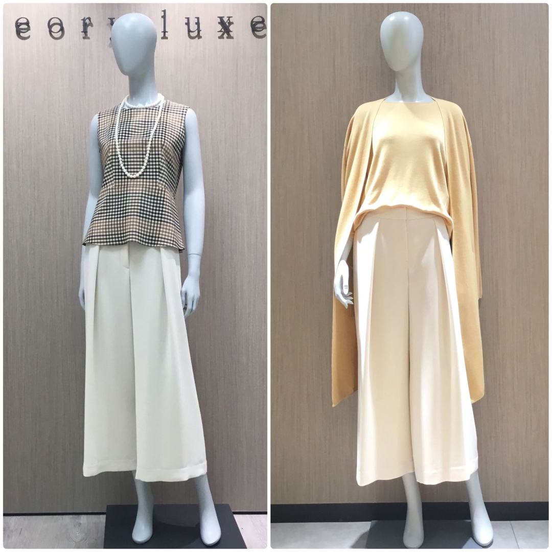 Theory luxe(セオリーリュクス)のtheory luxe とろみ素材　ウォッシャブル　タックワイドパンツ レディースのパンツ(クロップドパンツ)の商品写真