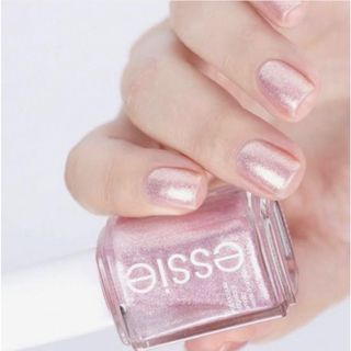 エッシー(Essie)の【1点限り】essie ネイルポリッシュ、ラメ入りピンク(マニキュア)