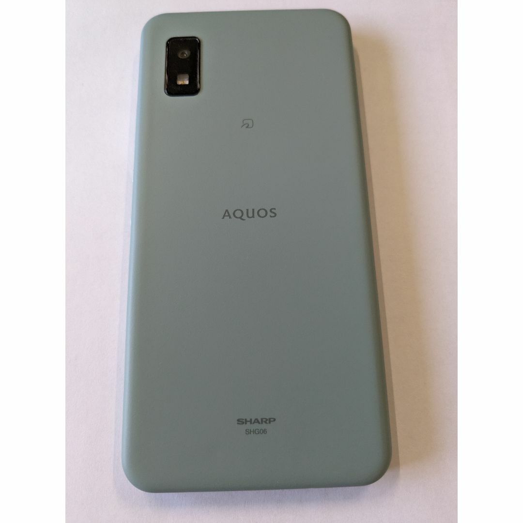 AQUOS(アクオス)のAU AQUOS wish オリーブグリーン　SHARP SHG06 スマホ/家電/カメラのスマートフォン/携帯電話(スマートフォン本体)の商品写真