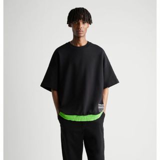 ZARA 黒　オーバースウェット(Tシャツ/カットソー(半袖/袖なし))