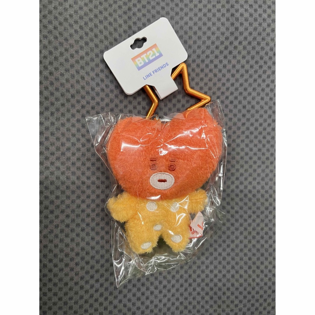 BT21 5周年記念 レインボーカラーマスコット TATA オレンジ エンタメ/ホビーのタレントグッズ(アイドルグッズ)の商品写真