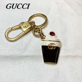 グッチ(Gucci)のグッチ　キーホルダー　アイスクリーム　キーリング　GG　ロゴ　ピンク　ストーン(キーホルダー)