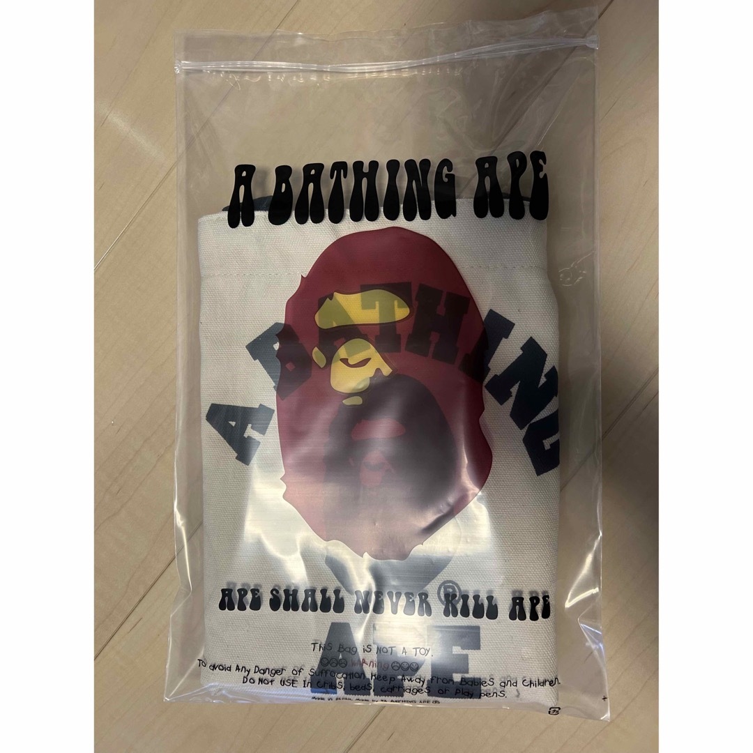 A BATHING APE(アベイシングエイプ)のBAPE◆A BATHING APE/ロゴトートバッグ◆ア ベイシング エイプ メンズのバッグ(トートバッグ)の商品写真