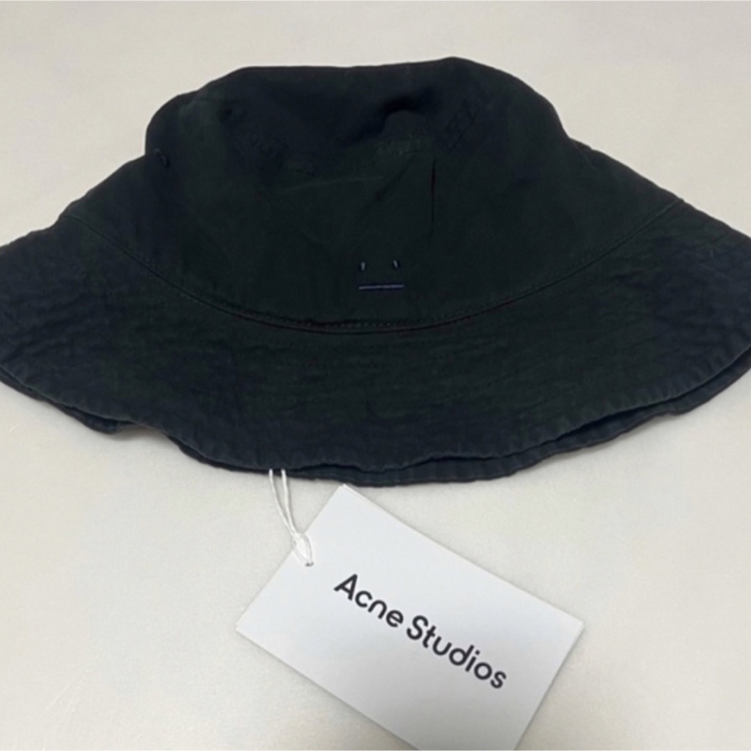 Acne Studios(アクネストゥディオズ)のAcne Studios アクネ ストゥディオズ フェイスパッチ バケットハット メンズの帽子(ハット)の商品写真