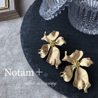 フレイアイディー(FRAY I.D)のN-259 Vintage metal flower gold(ピアス)