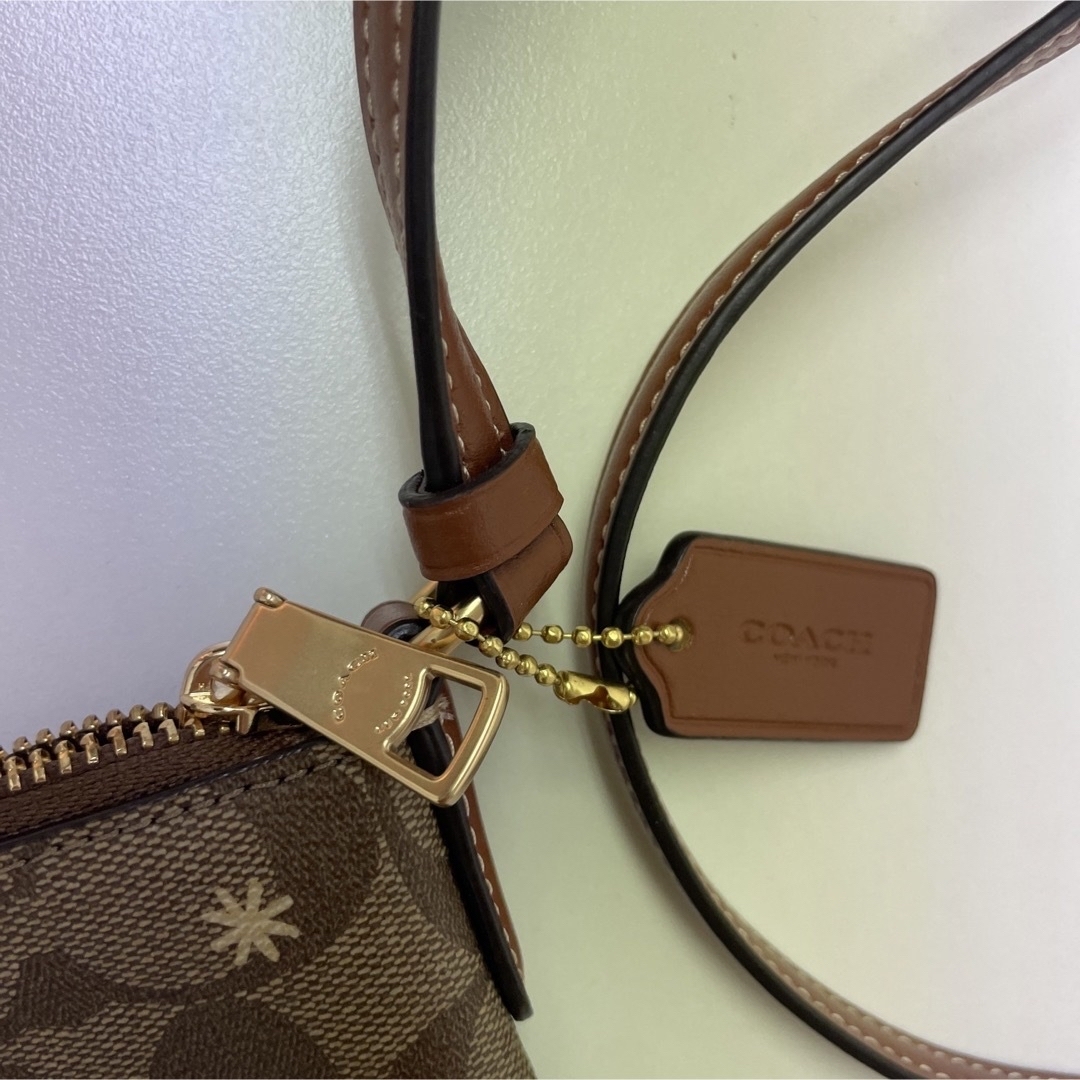 COACH(コーチ)のコーチショルダーバッグ レディースのバッグ(ショルダーバッグ)の商品写真