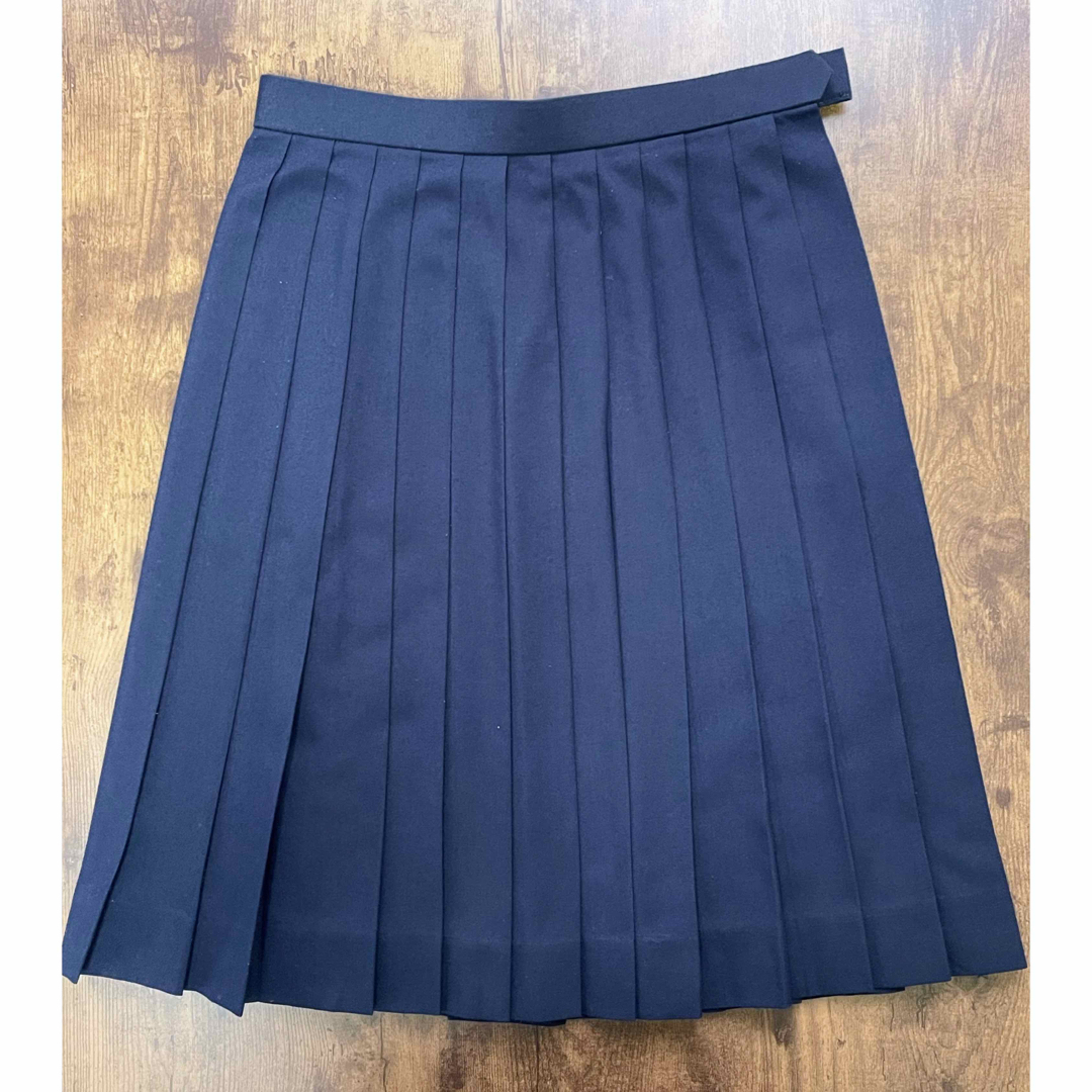 制服　夏服　プリーツスカート　紺 エンタメ/ホビーのコスプレ(衣装)の商品写真