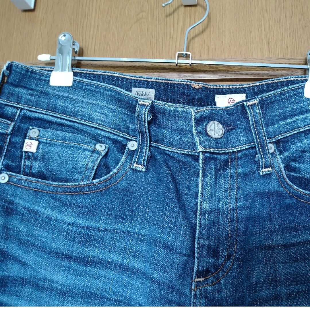 AG(エージー)のAG デニム　ニッキィRELAXED SKINNY 26 レディースのパンツ(スキニーパンツ)の商品写真