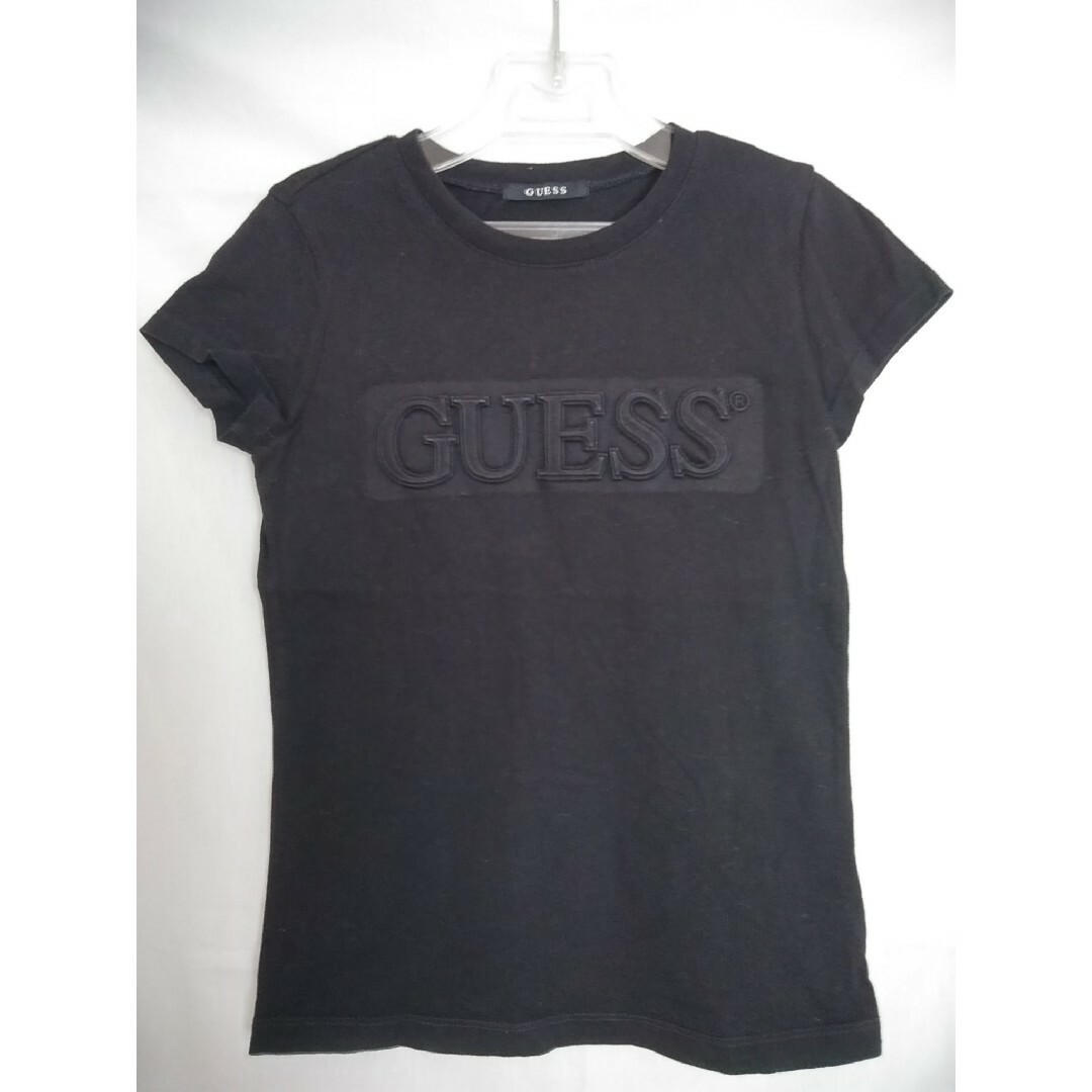 GUESS(ゲス)のGUESS❗エンボス加工フレンチスリーブTシャツ❗ レディースのトップス(Tシャツ(半袖/袖なし))の商品写真