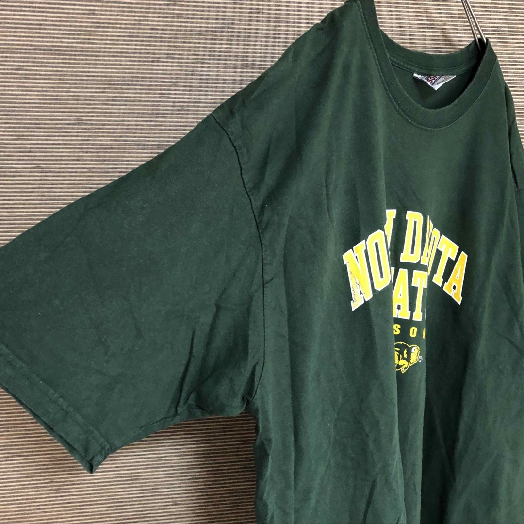 【SOFFE】半袖Tシャツ　カレッジロゴ　アメフト　モスグリーン　バイソン27 メンズのトップス(Tシャツ/カットソー(半袖/袖なし))の商品写真