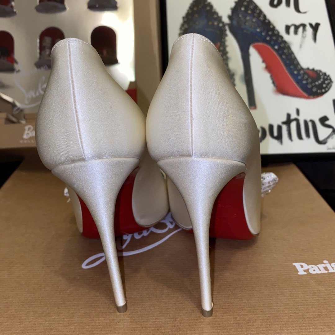 Christian Louboutin(クリスチャンルブタン)の未使用・新品 クリスチャンルブタン  サイズ35 レディースの靴/シューズ(ハイヒール/パンプス)の商品写真