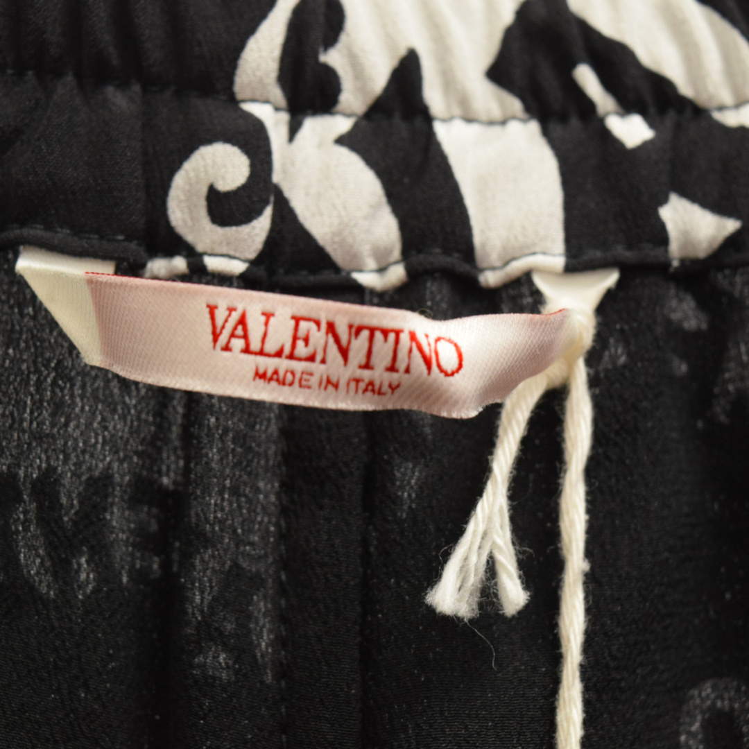 VALENTINO VALENTINO ヴァレンチノ 22SS Silk Shorts XV0RDC608GH ロゴ総柄シルクショーツ ブラック/ ホワイトの通販 by BRINGラクマ店｜ヴァレンティノならラクマ
