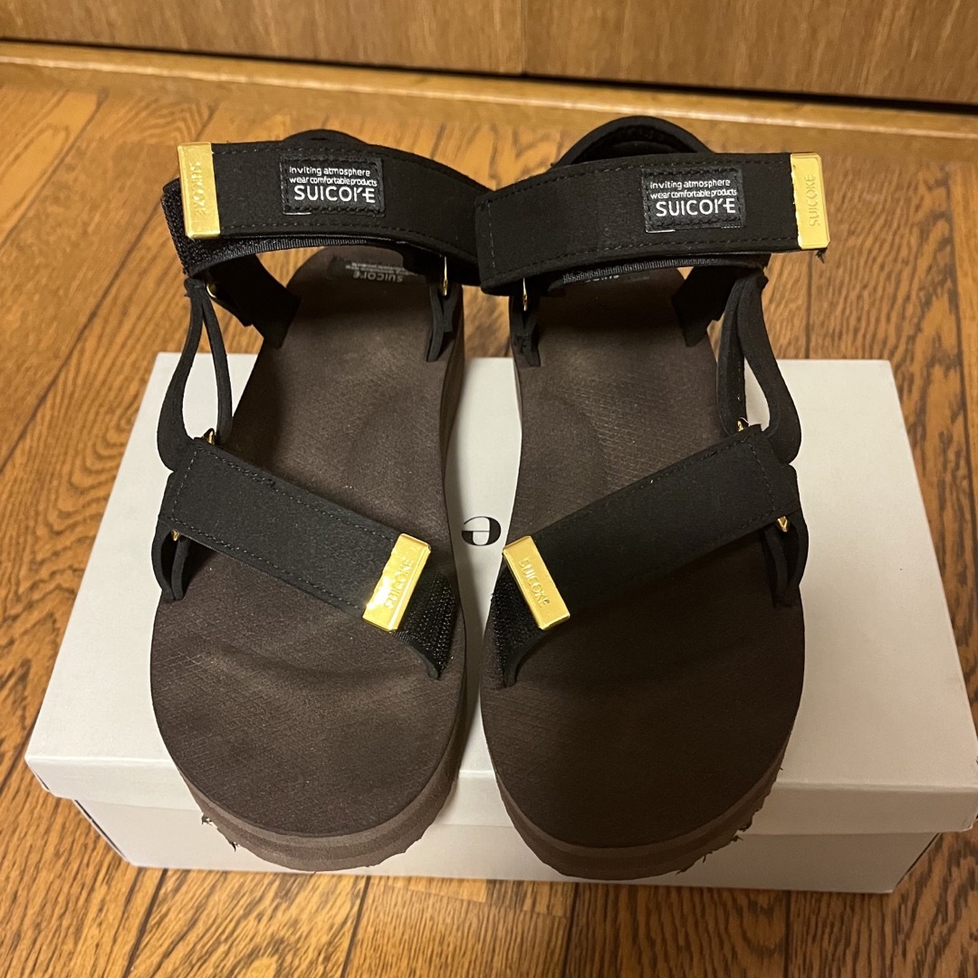 suicoke(スイコック)のsuicokeサンダル　22センチ　ドレステリア　whimgazette別注 レディースの靴/シューズ(サンダル)の商品写真