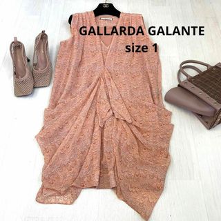 ガリャルダガランテ(GALLARDA GALANTE)のGALLARDA GALANTE マーブルノースリーブワンピース　size 1(ひざ丈ワンピース)