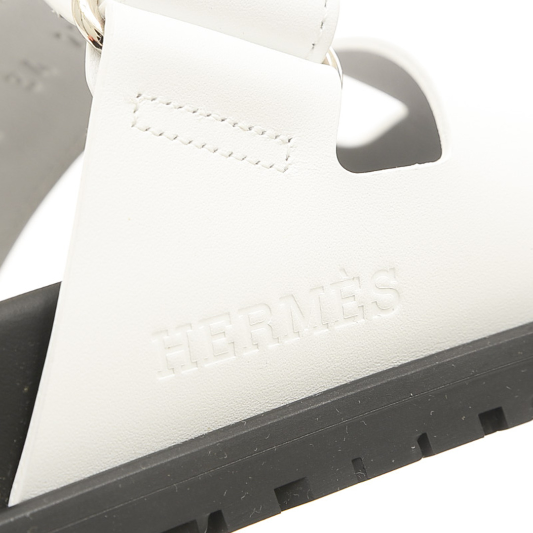 Hermes(エルメス)のエルメス シプレ サンダル ホワイト/ブラック #34 レディースの靴/シューズ(サンダル)の商品写真