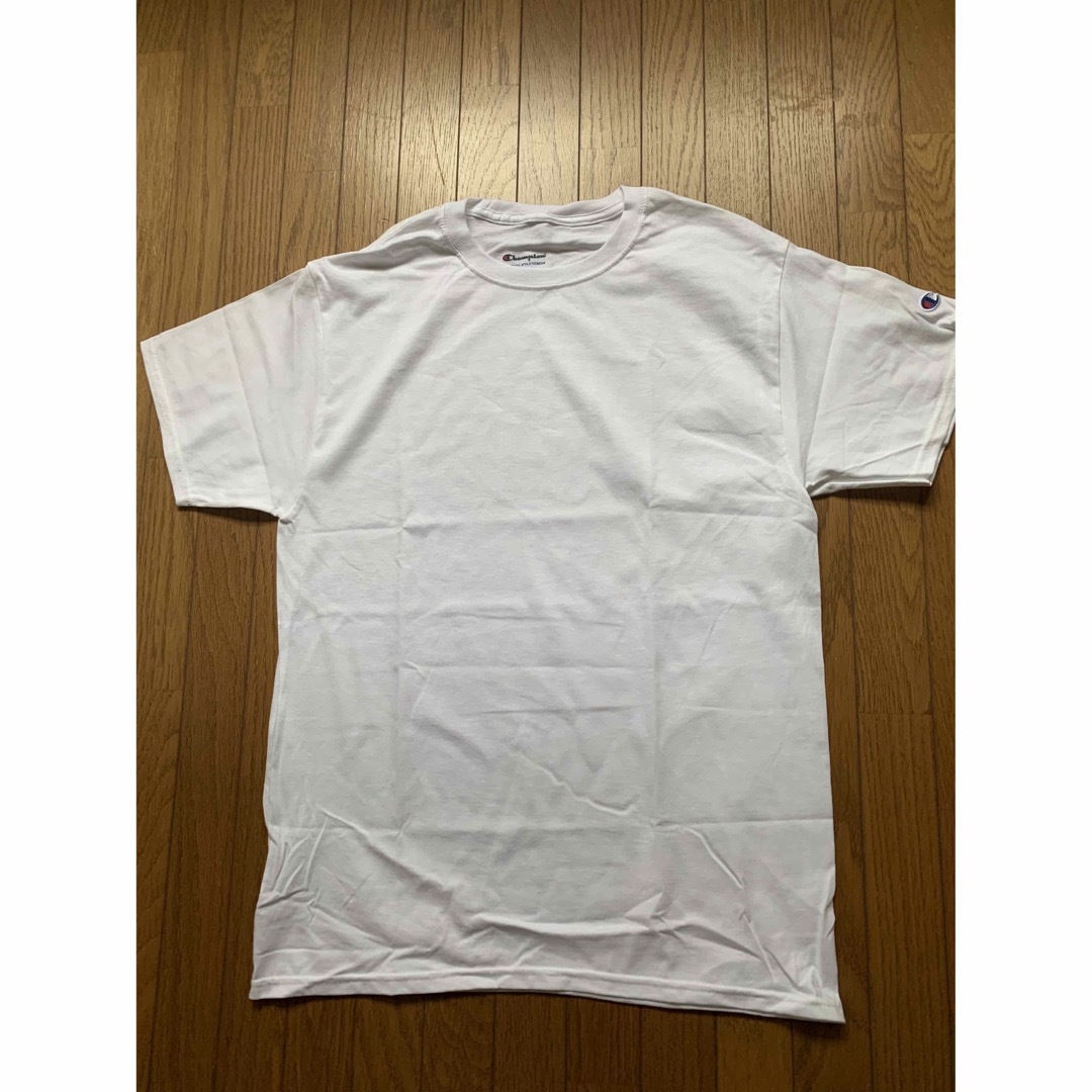 Champion(チャンピオン)のチャンピオン　オーバーサイズ　Tシャツ　Ｍサイズ レディースのトップス(Tシャツ(半袖/袖なし))の商品写真