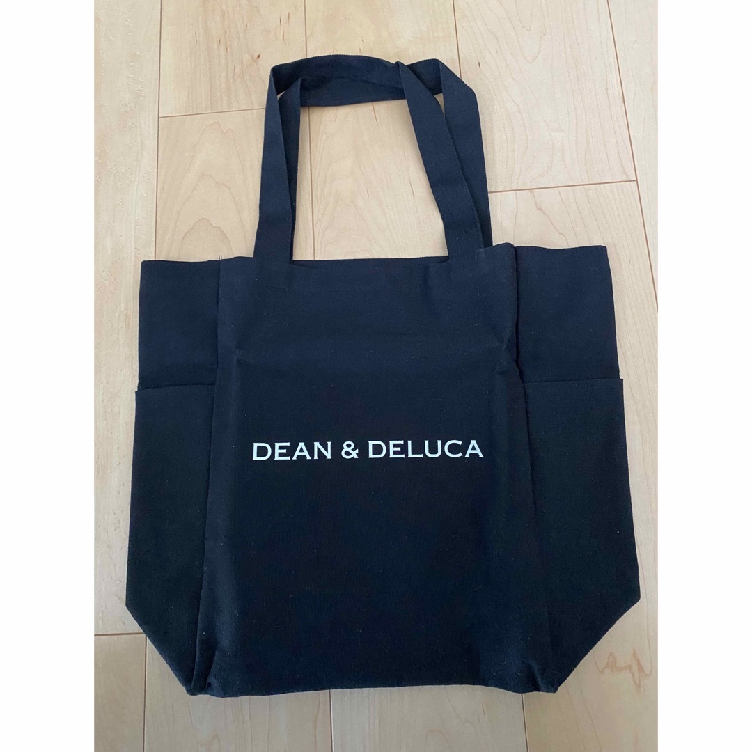 DEAN & DELUCA(ディーンアンドデルーカ)のDEAN&DELUCA  トートバッグ　未使用品 レディースのバッグ(エコバッグ)の商品写真