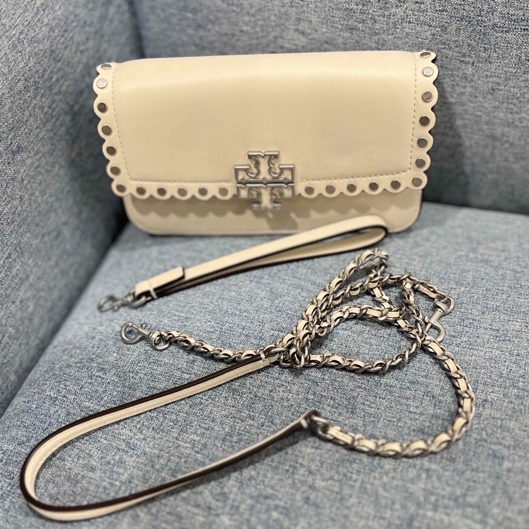 Tory Burch(トリーバーチ)のトリーバーチ　新作新品 クラッチバッグ レディースのバッグ(クラッチバッグ)の商品写真