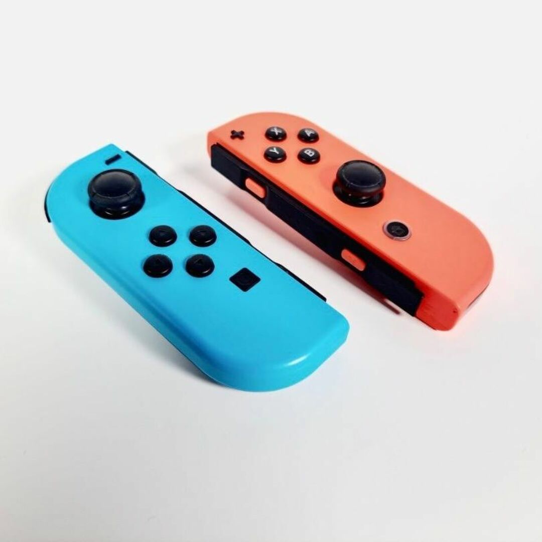 Nintendo Switch(ニンテンドースイッチ)のJOY-CON (L)/(R) エンタメ/ホビーのゲームソフト/ゲーム機本体(その他)の商品写真