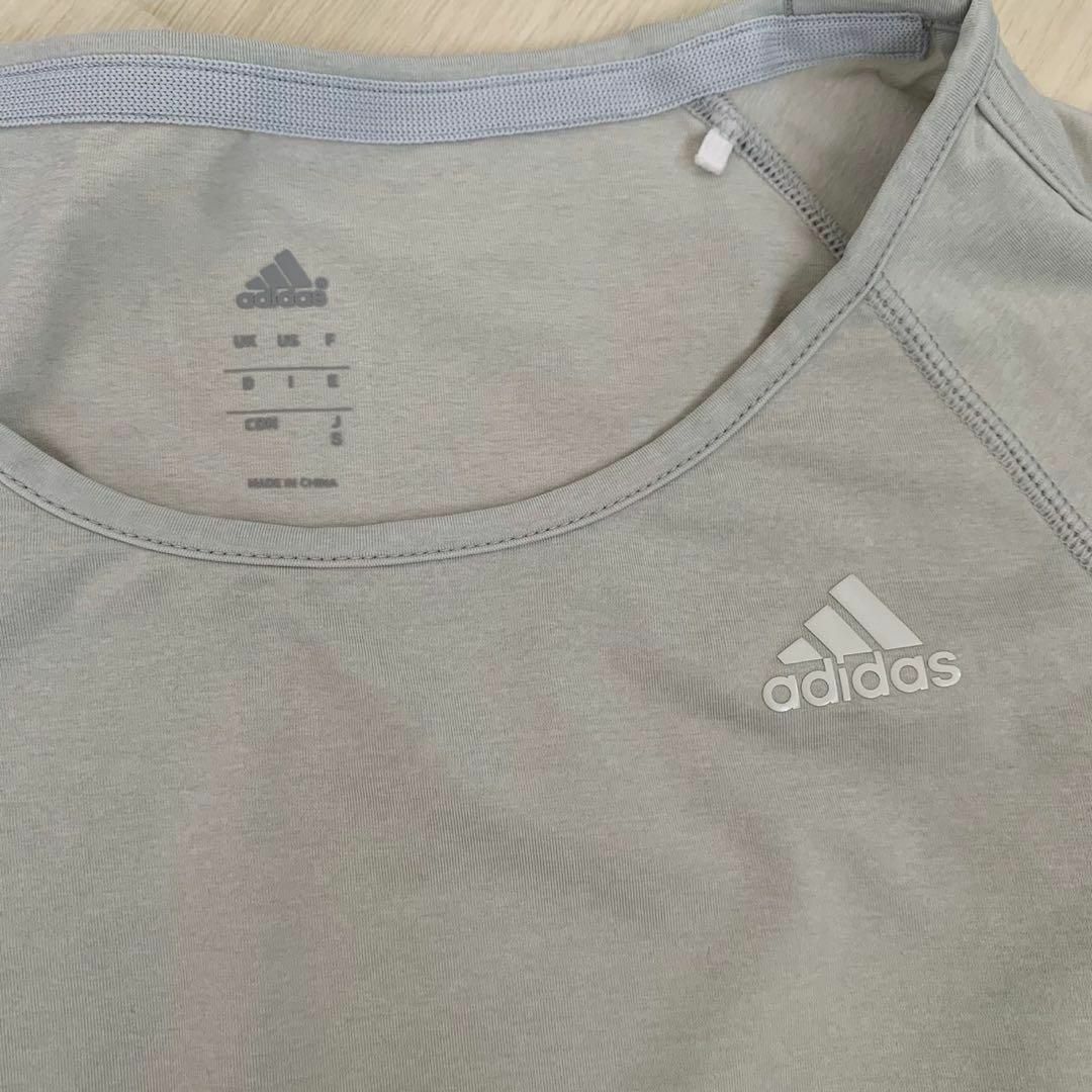 adidas(アディダス)のadidas アディダス　トップス　ヨガウェア　スポーツウェア　Sサイズ　半袖 レディースのトップス(Tシャツ(半袖/袖なし))の商品写真