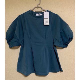 アズールバイマウジー(AZUL by moussy)のアズール　トップス　グリーン「新品未使用）(カットソー(半袖/袖なし))