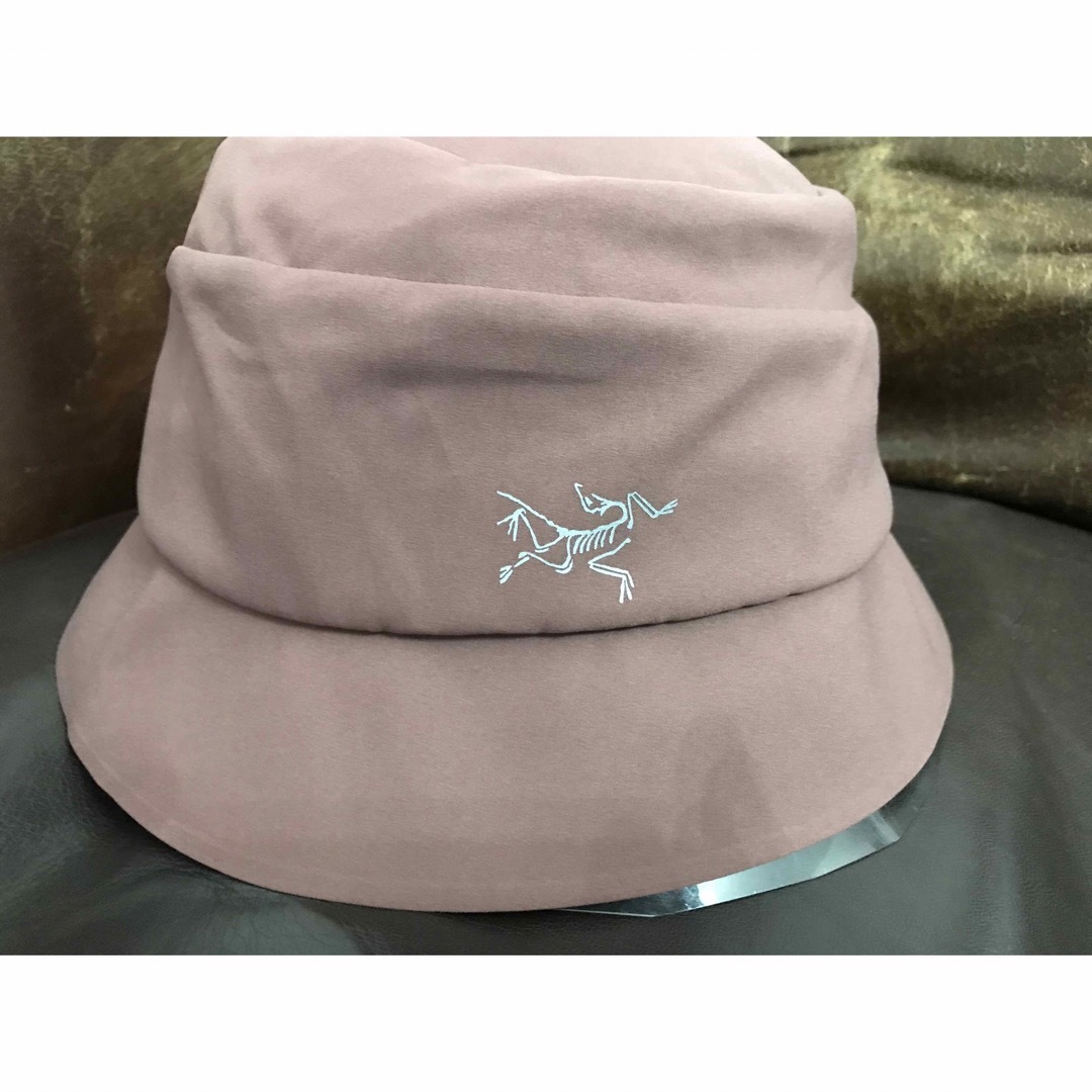 ARC'TERYX(アークテリクス)のARC’TERYX × PALACE SINSOLO HAT バケットハット メンズの帽子(ハット)の商品写真