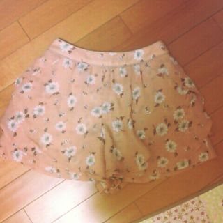 ミッシュマッシュ(MISCH MASCH)の花柄キュロット♡(ショートパンツ)