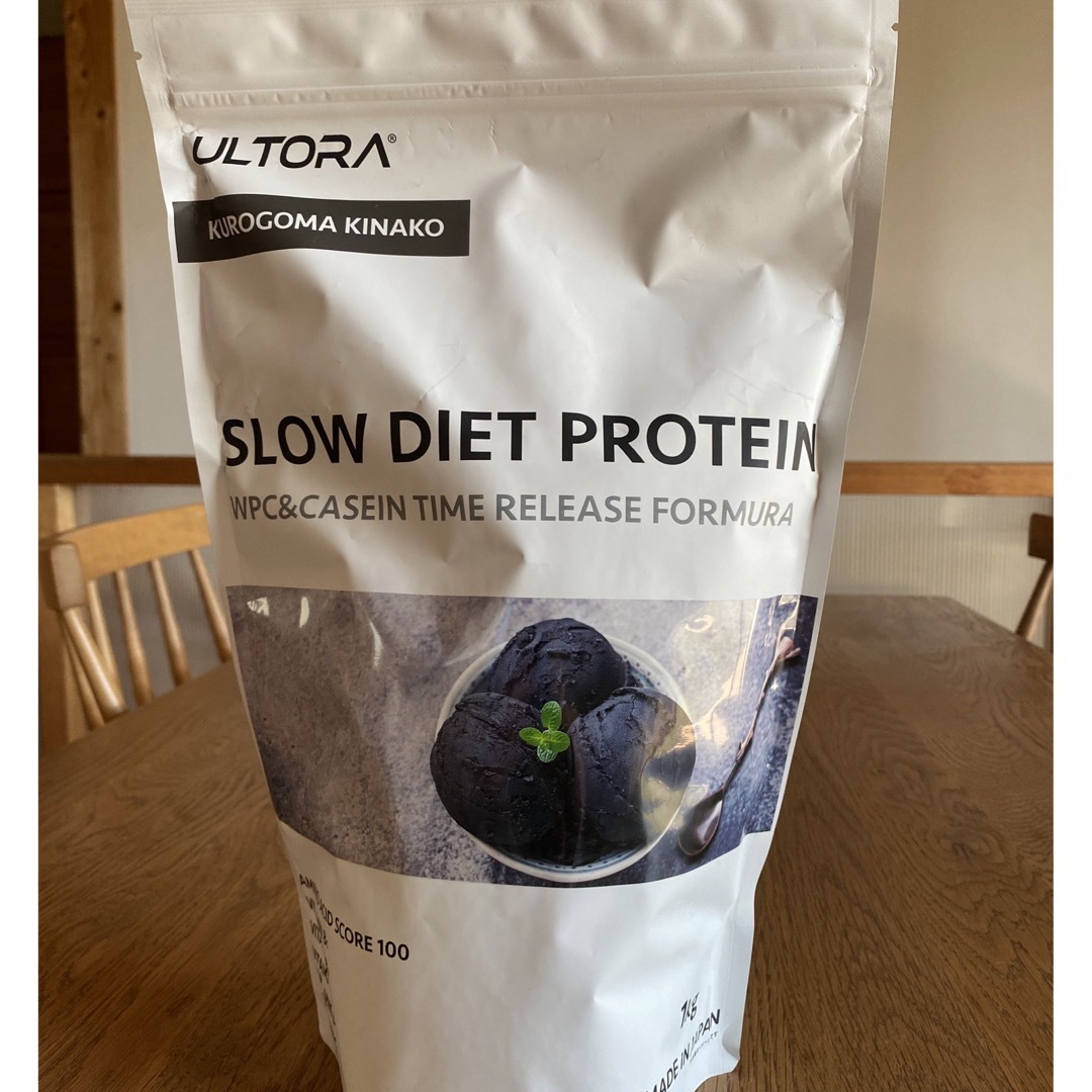 ULTORA SLOW DIET PROTEIN 黒ゴマきなこ風味 1kg