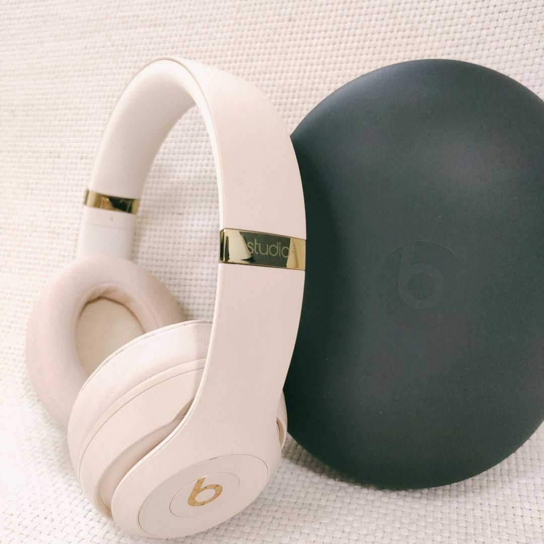 Beats by Dr Dre(ビーツバイドクタードレ)の廃盤 限定色 BEATS STUDIO3 WIRELESS デザートサンド 美品 スマホ/家電/カメラのオーディオ機器(ヘッドフォン/イヤフォン)の商品写真