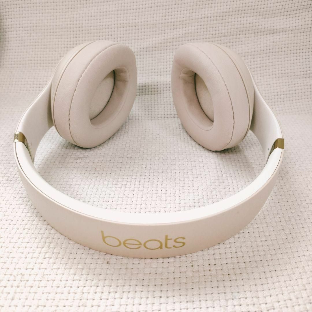 Beats by Dr Dre(ビーツバイドクタードレ)の廃盤 限定色 BEATS STUDIO3 WIRELESS デザートサンド 美品 スマホ/家電/カメラのオーディオ機器(ヘッドフォン/イヤフォン)の商品写真