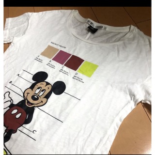 ユニクロ(UNIQLO)のミッキー×UUデザインホワイトT(Tシャツ(半袖/袖なし))
